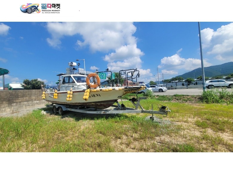 야마하 UF 27 2000년식 야마하 UF 27 300마력 판매합니다
