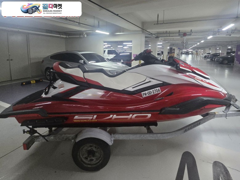 야마하 FX 크루져 SVHO 2021년식 야마하 제트스키 2021년 FX Cruiser SVHO 모델 팝니다.
