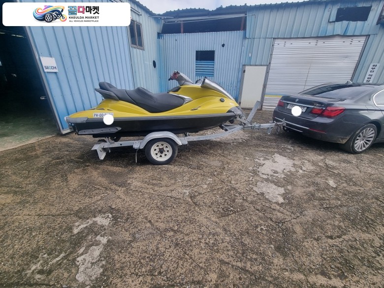 야마하 FX 크루저 HO 2008년식 야마하 waverunner fx cruiser Ho 3인승 제트스키 팝니다.(■트레일러는 제외)