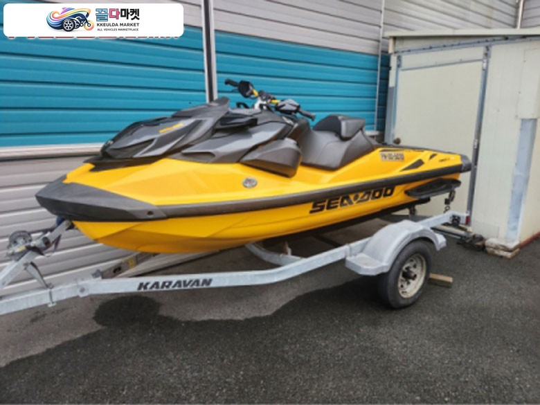 씨두 RXP X 300 RS 2021년식 rxp x rs  2021년식 109시간 판매합니다