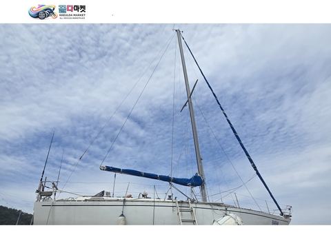 수입기타 세일요트 2018년식 마스트 일체 와 세일(짚펄링 포함) 및 관련 부속