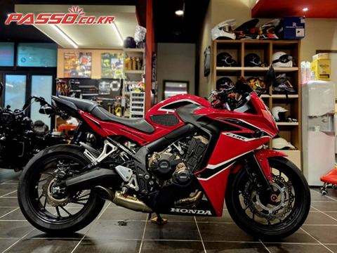 혼다 CBR 650 F 2018년식 혼다 cbr650f 민트급 아크라티탄구변완 저렴히 판매합니다^^
