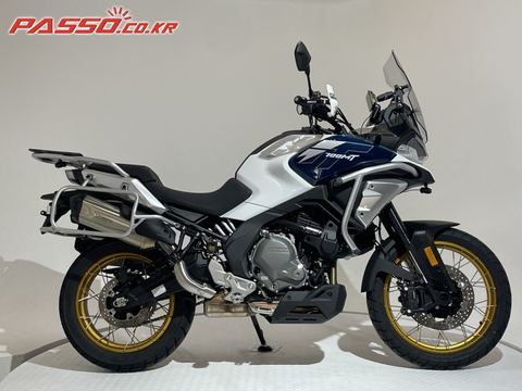 CF모토 700 MT 2026년식 [바이크스테이션] ★가격할인★ 779만원→739만원 ●사용검사가능● 점검완료 상태양호 소모품다수 1인차주 실주행거리500KM 정품키2개 지넷2CH블랙박스 안드로이드오토 너클가드 엔진가드 사이드브라켓 사이드백 리어브라켓 사이드스탠드클립