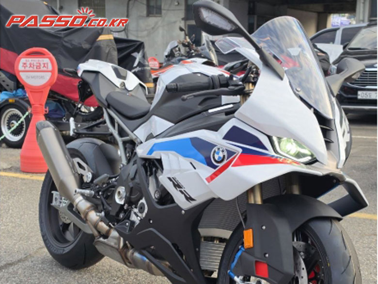 BMW S 1000 RR 2026년식 BMW S1000RR M PACK 26년식 신차판매합니다