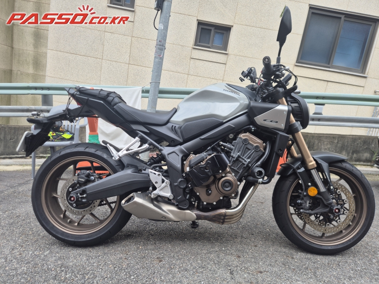 혼다 CB 650 R E 클러치 2025년식 혼다CB650R-Eclutch(초기점검완료차량)