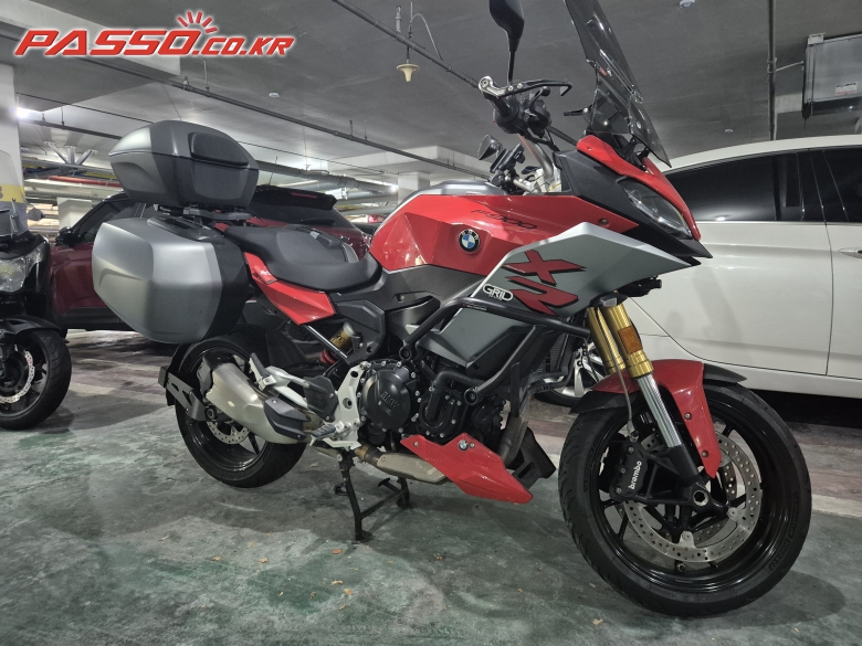 BMW F 900 XR 2021년식 2021년 짧은 키로수 F900XR 레드색상 경기(성남) 판매합니다