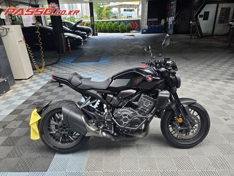 혼다 CB 1000 R 2021년식 혼다 CB1000R 블랙에디션 21년식 판매합니다