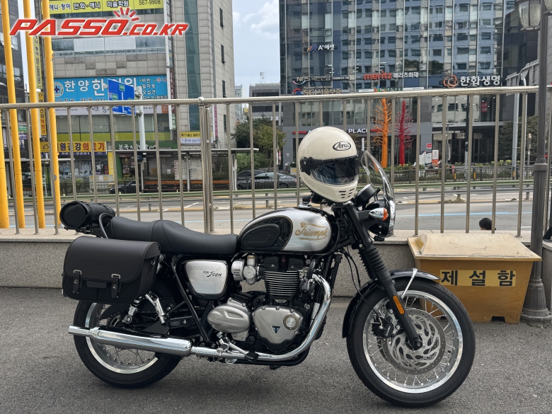 트라이엄프 본네빌 T120 2025년식 25년 트라이엄프 본네빌 T120 ICON 에디션