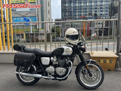 트라이엄프 본네빌 T120 2025년식 25년 트라이엄프 본네빌 T120 ICON 에디션