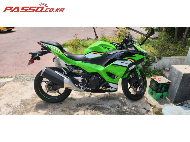 가와사키 닌자 500 R 2025년식 가와사키 닌자500 그린