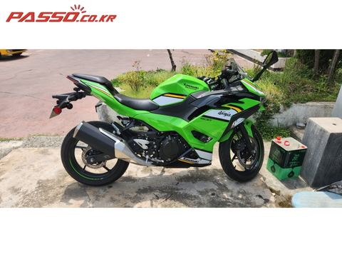 가와사키 닌자 500 R 2025년식 가와사키 닌자500 그린